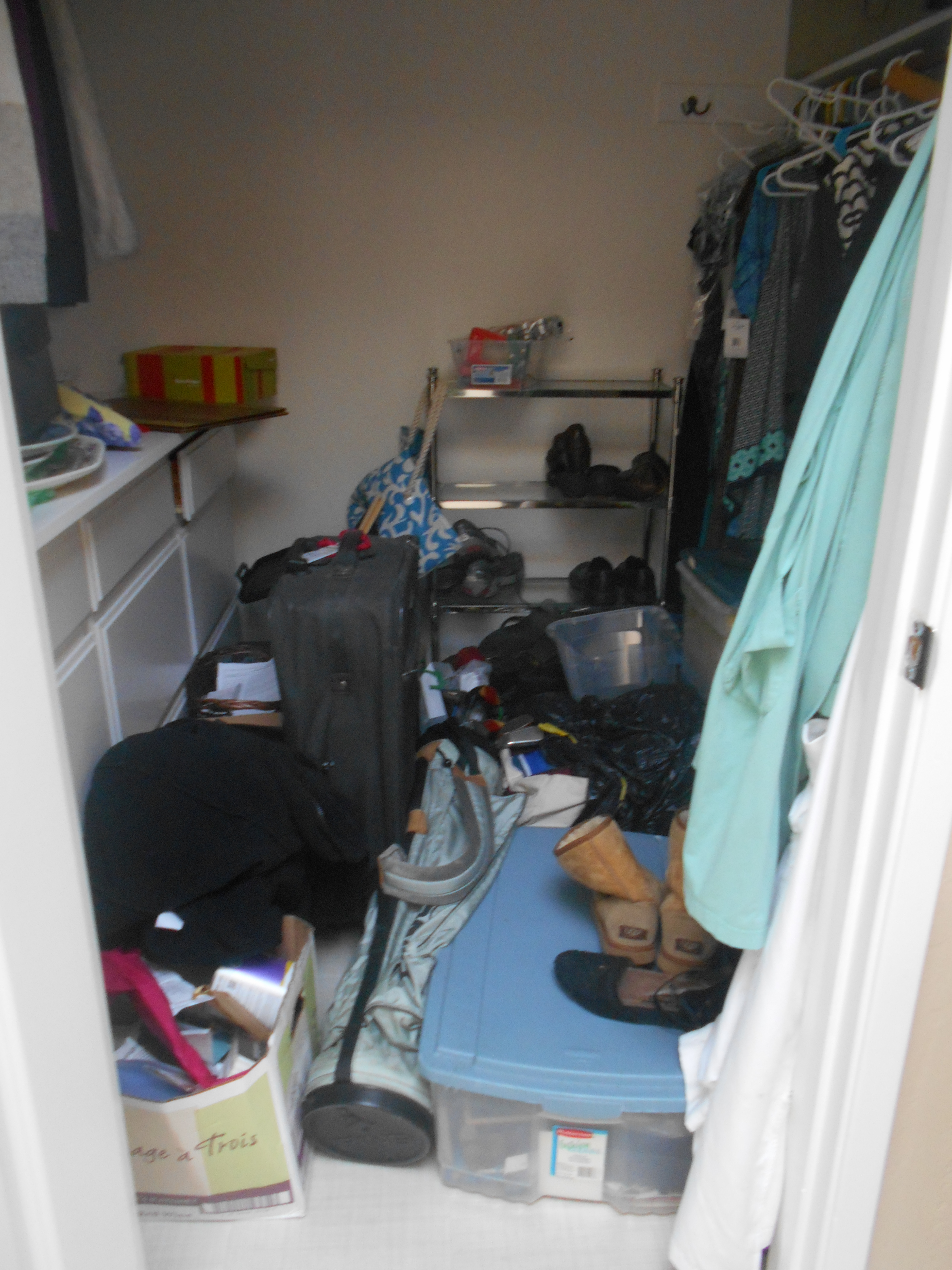 closet-before-2